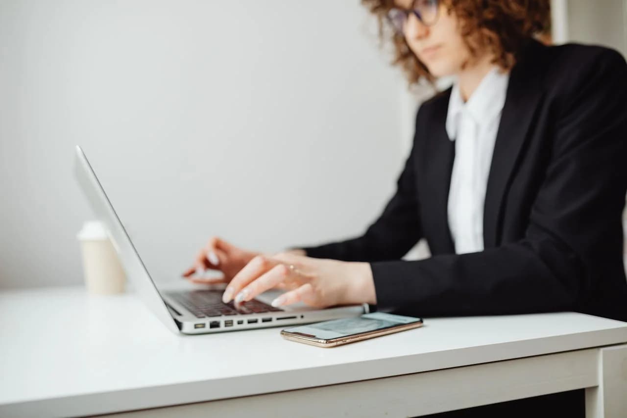 Why Startups Waste 40+ Hours Per Month on Legal Tasks